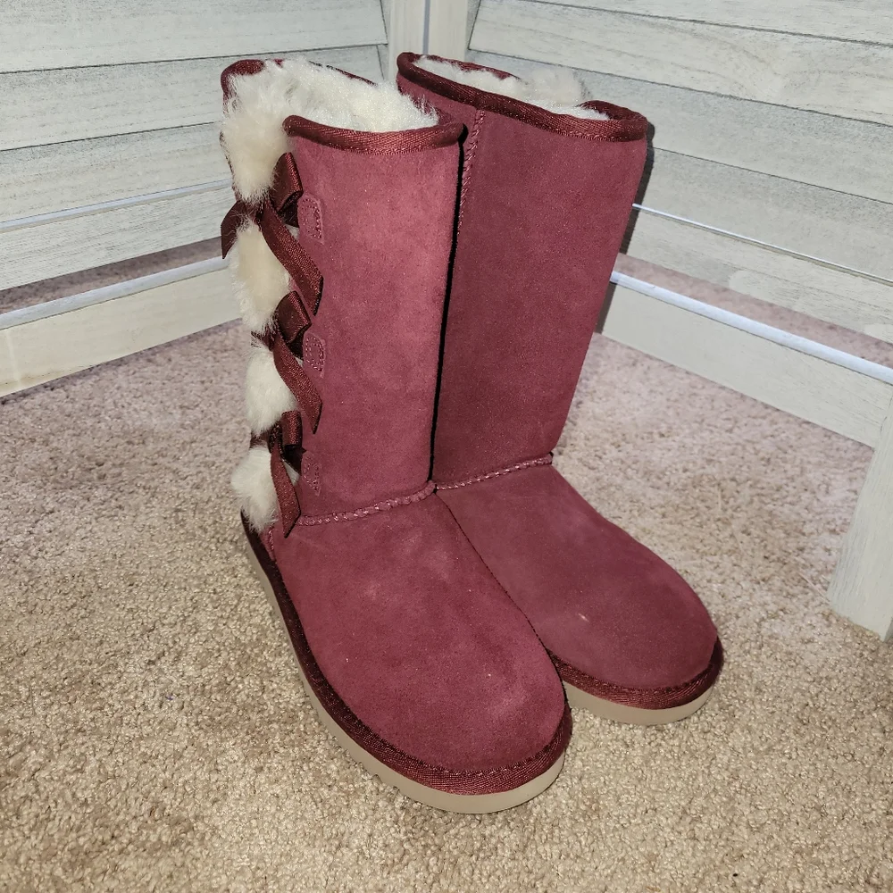 Koolabura by UGG Burgundy Suede Boots with Fur Lining - youth 5